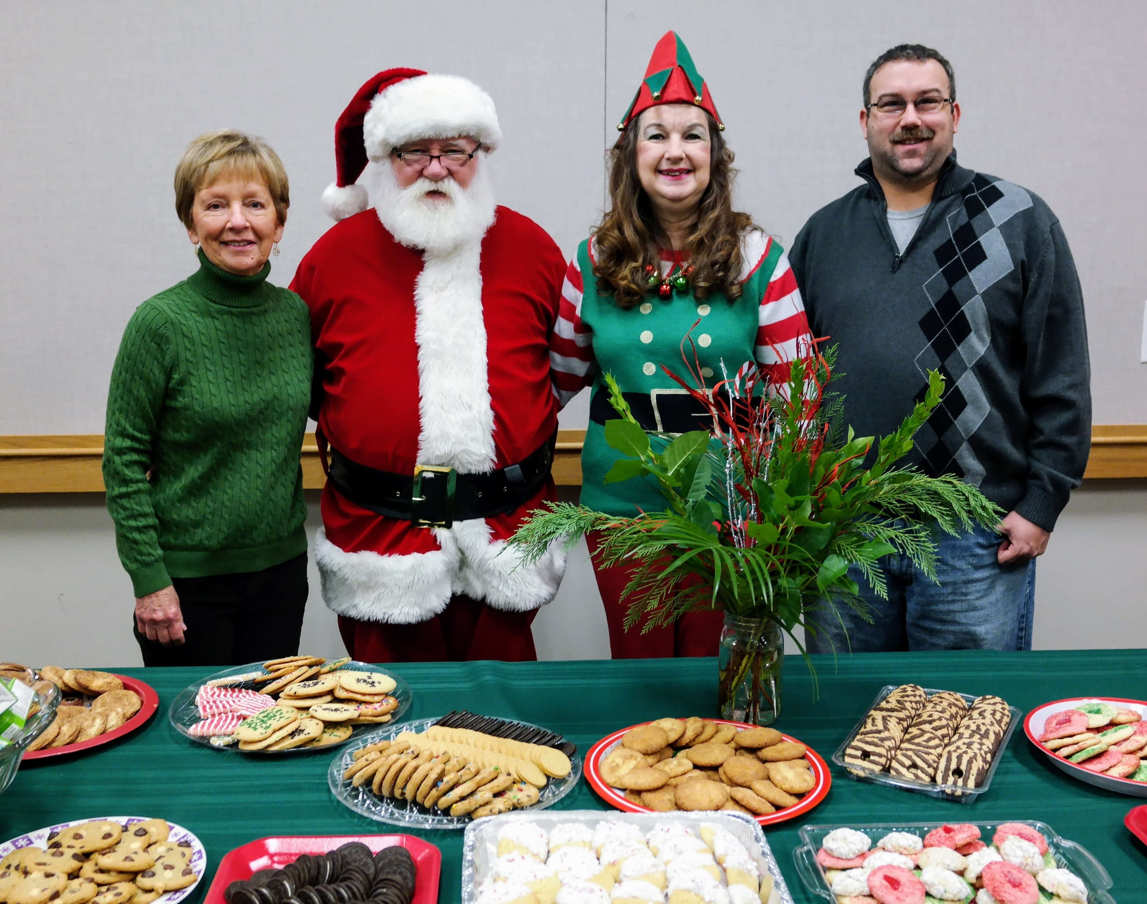 Our great volunteers donated cookies and juice for the children to have after meeting Santa